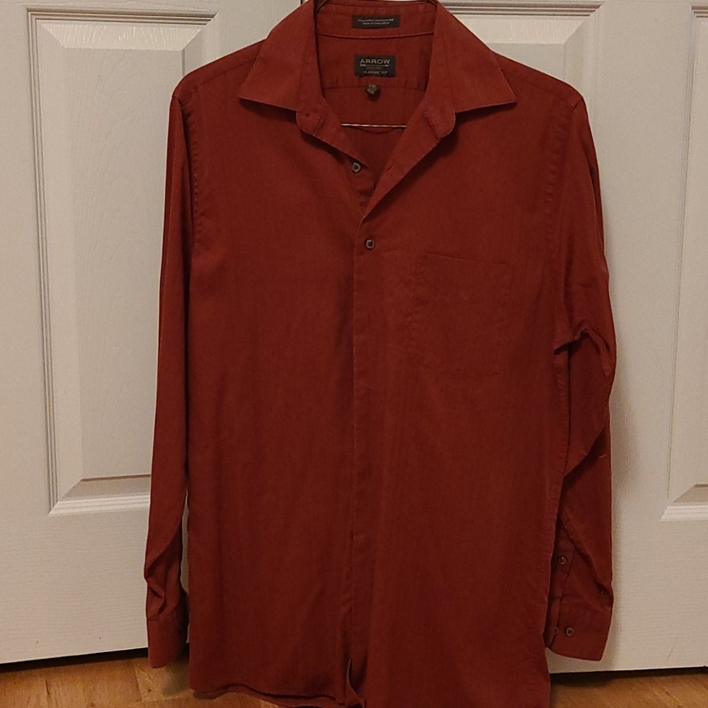 Classic Fit Arrow Dress Shirt